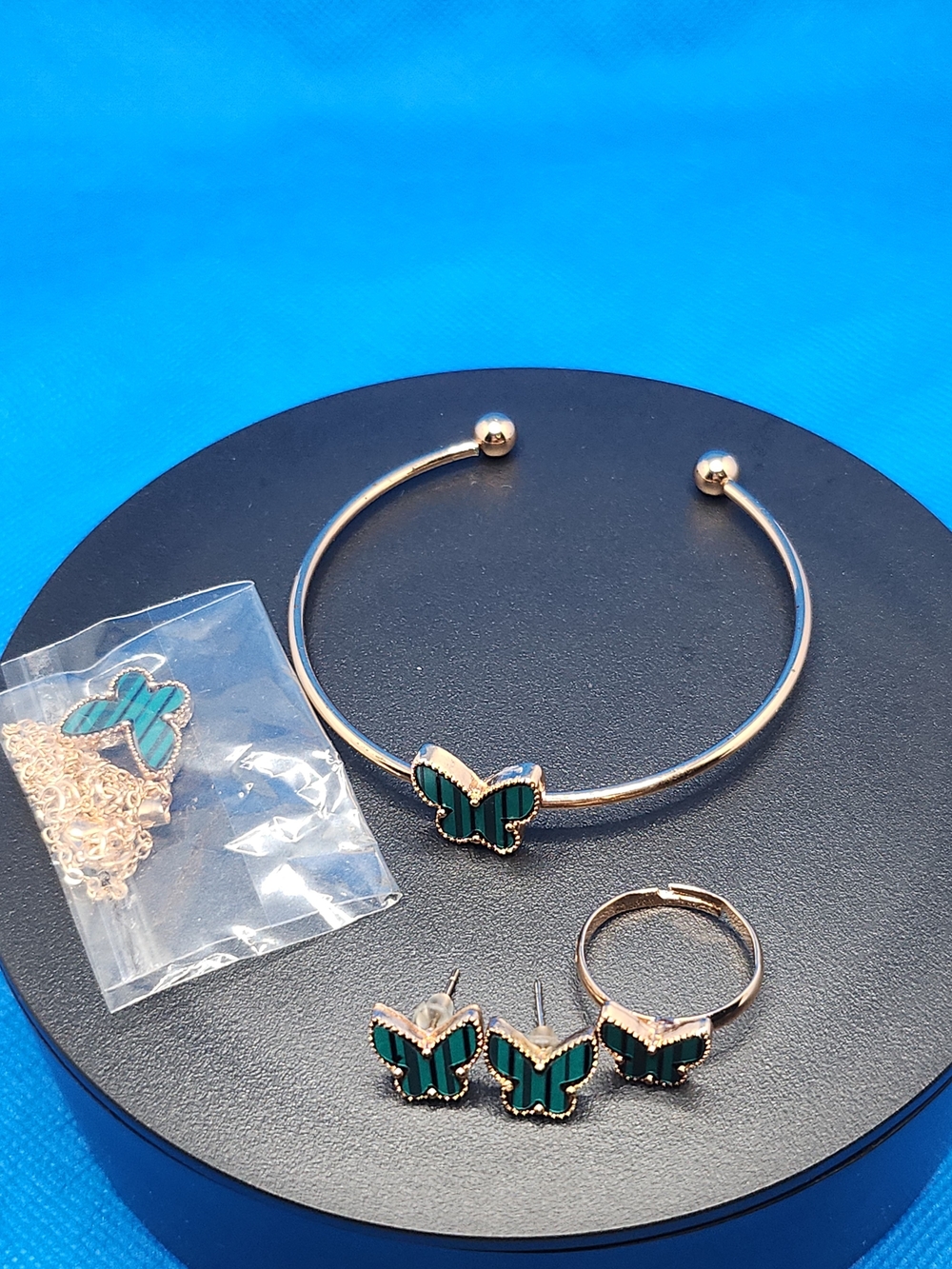 Gold Butterfly Jewelry Set with Green Inlay - Elegant Women’s Accessories